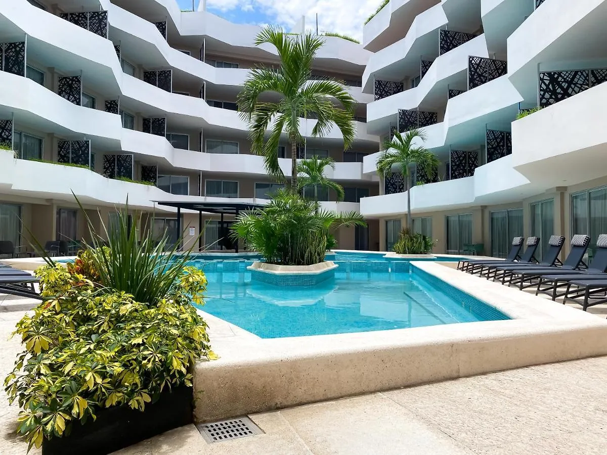 The Gallery Deluxe Room Playa del Carmen